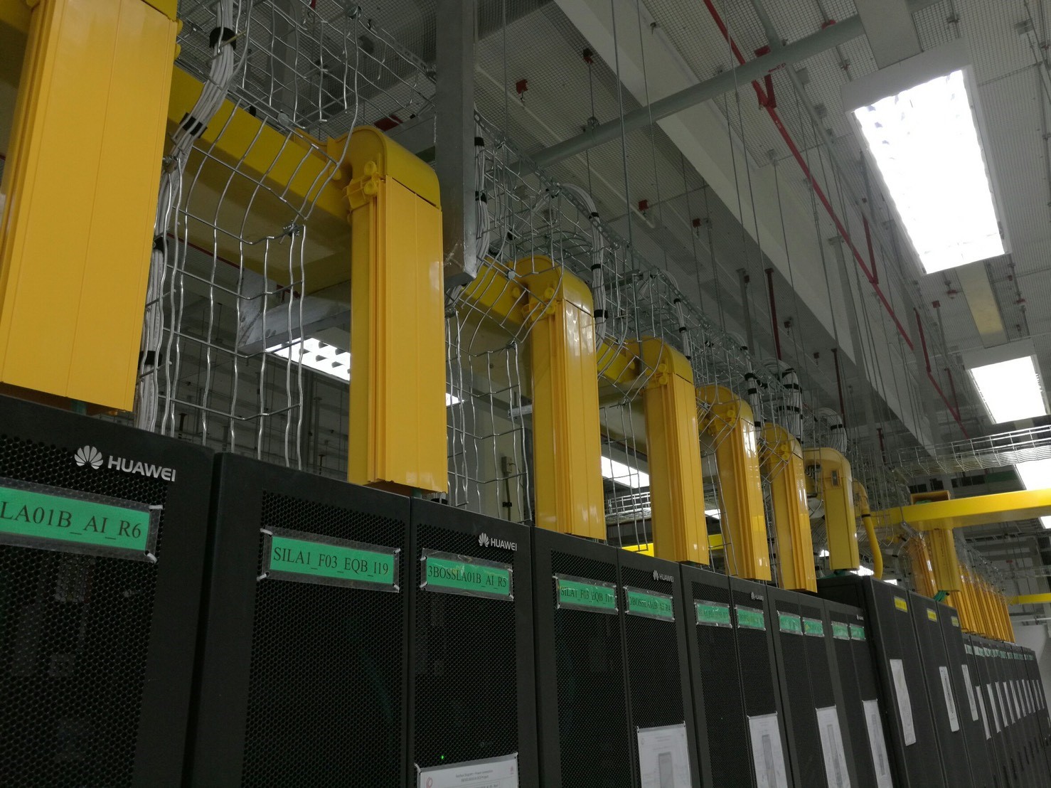 Imagen Proyecto Huawei data center 1127