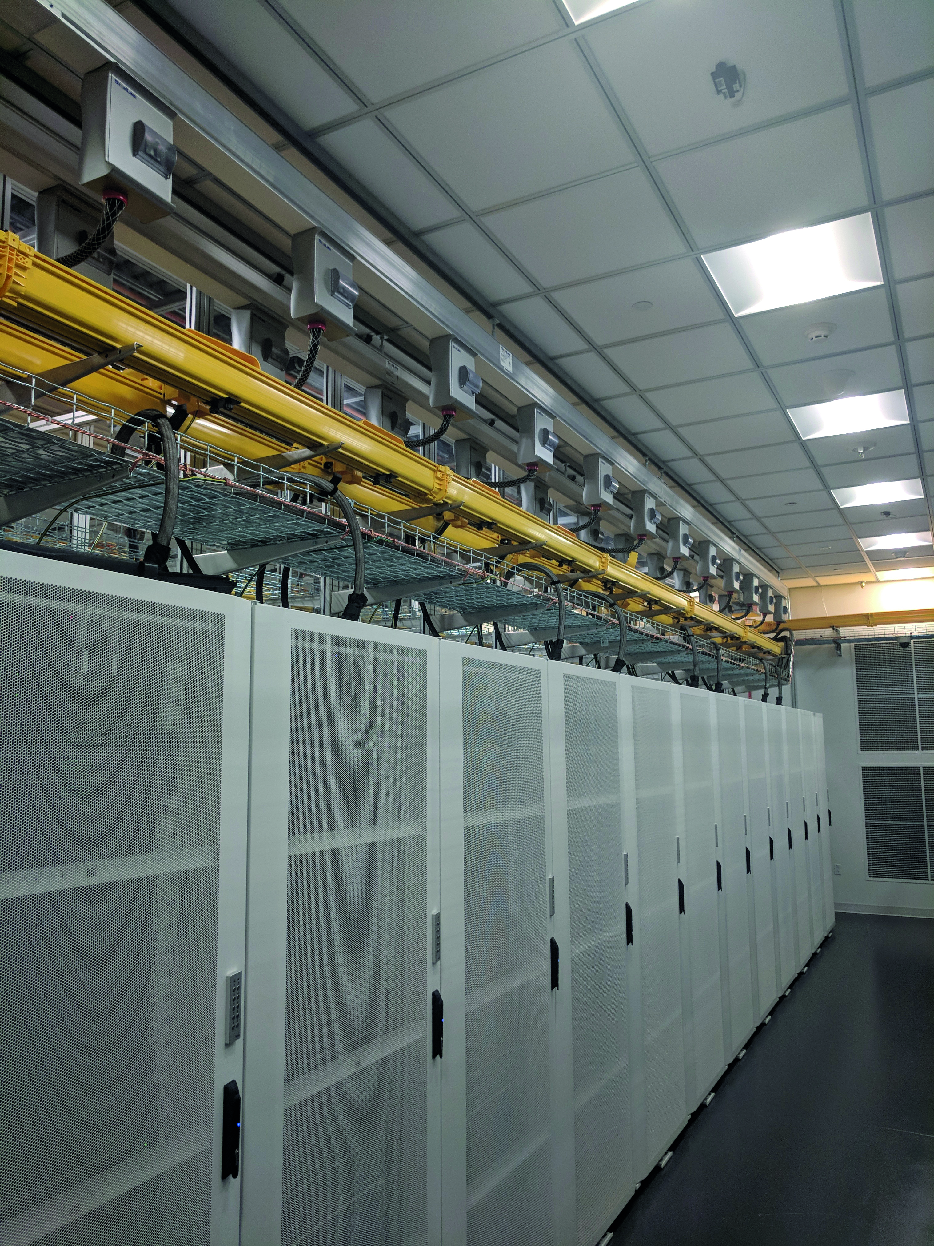 Imagen Proyecto Basket tray in data center 743